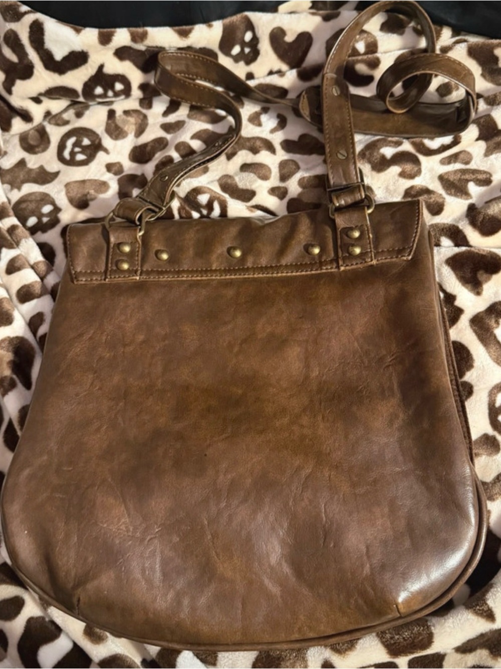 Loungefly Faux Leather Brown Embossed Sugar Skull crossbody/messenger bag - Picture 3 of 8